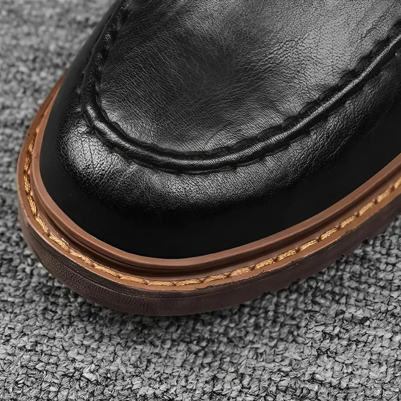 Load image into Gallery viewer, Oak Tread Leather Shoes
