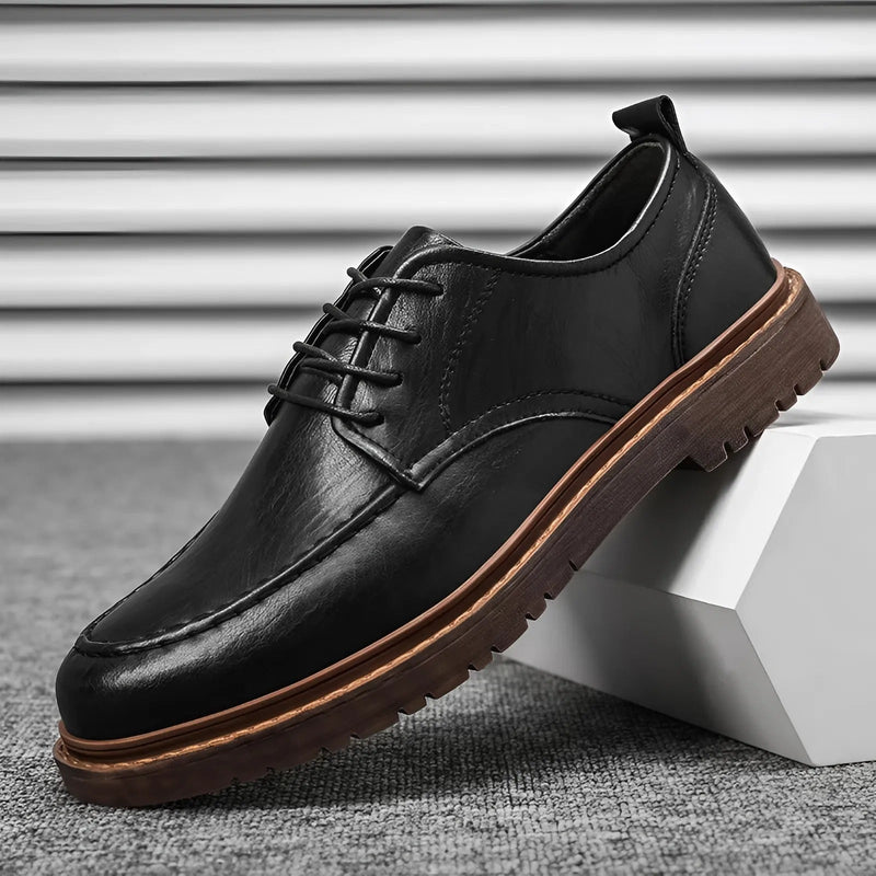 Load image into Gallery viewer, Oak Tread Leather Shoes
