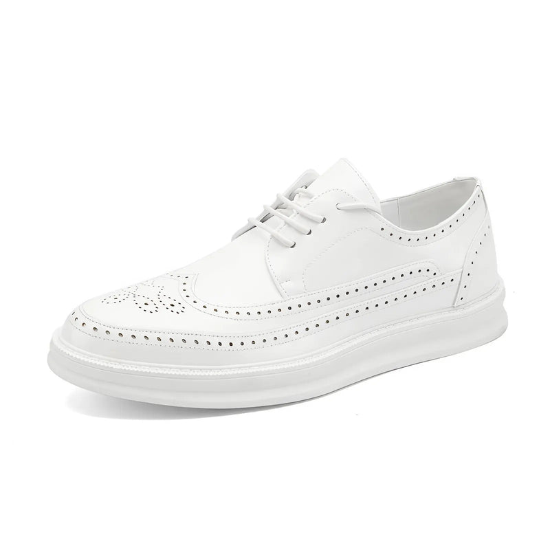 Load image into Gallery viewer, Classio Men Leather Shoes
