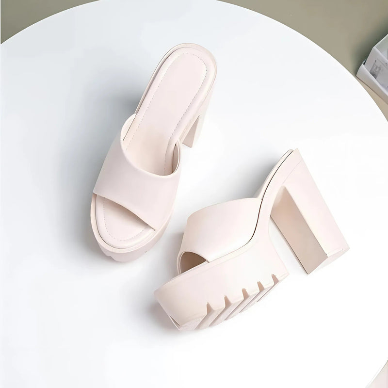 Load image into Gallery viewer, Strava High Heels Sandals

