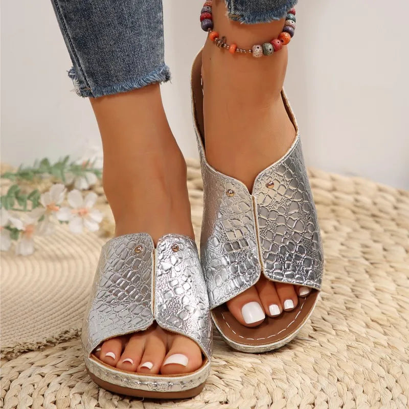 Load image into Gallery viewer, Emilia Women Sandals
