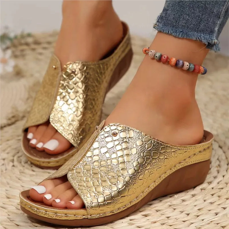 Load image into Gallery viewer, Emilia Women Sandals
